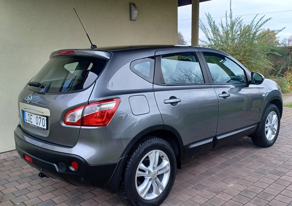 Nissan Qashqai cena 33900 przebieg: 244000, rok produkcji 2011 z Pasłęk małe 781